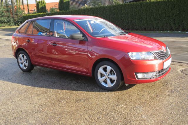 Gebraucht Skoda Rapid Active 86 PS (63 kW) 2014 Rot metallic Kombi