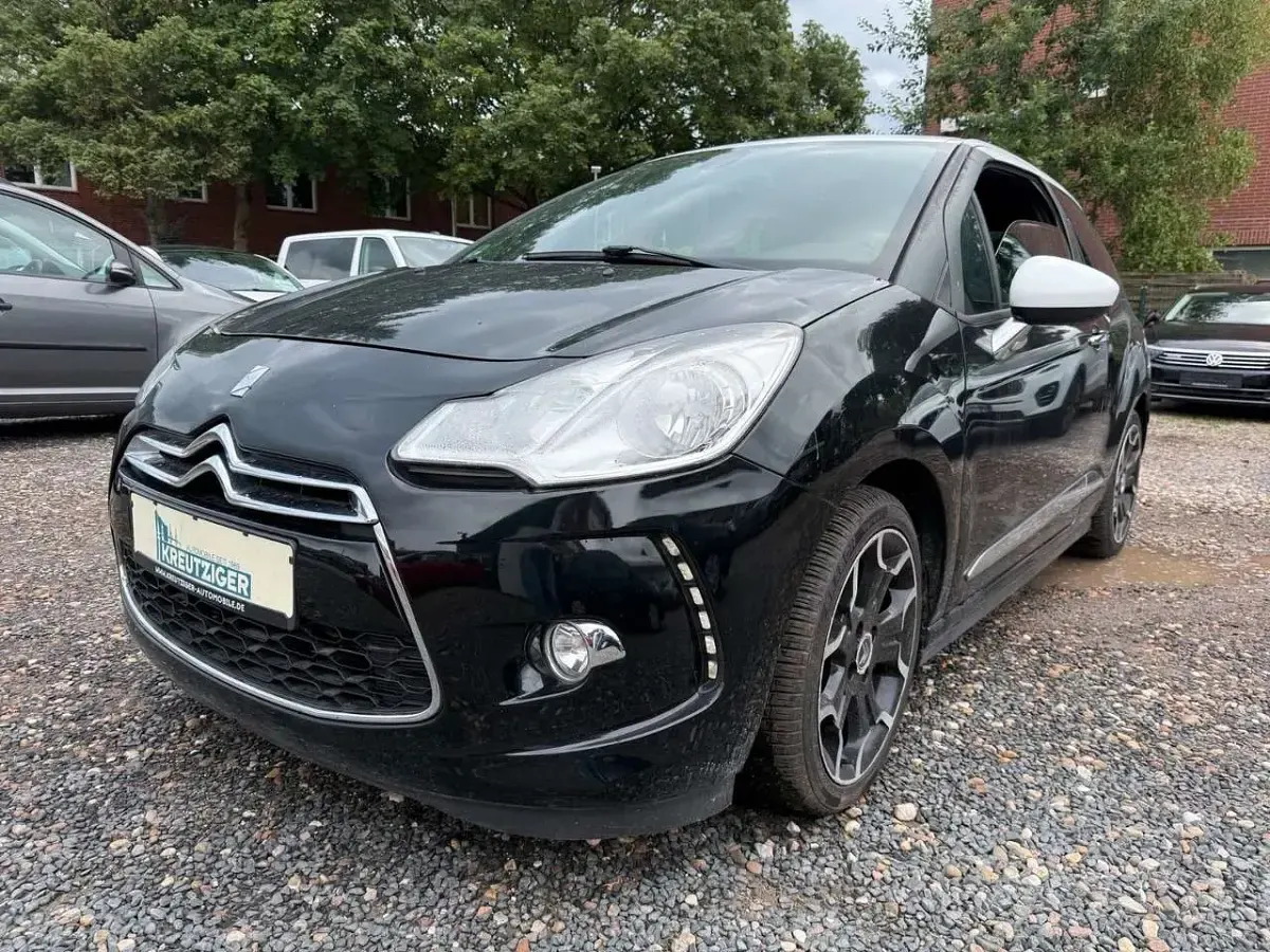 Gebraucht Citroën DS3 So Chic 120 PS (88 kW) 2012 Noir perla nera Kleinwagen
