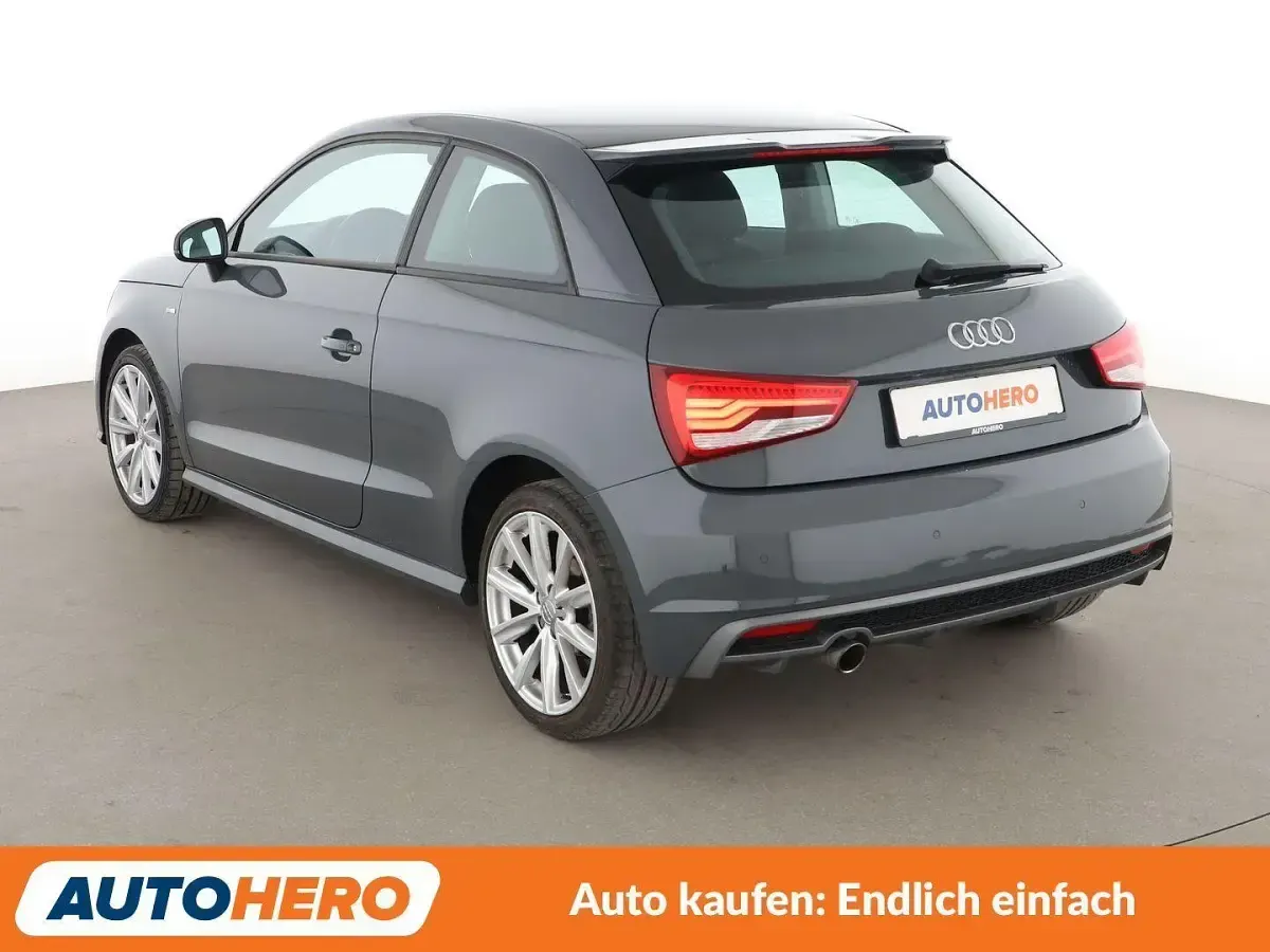 Gebraucht Audi A1 S-Line 95 PS (69 kW) 2017 Grau Kleinwagen
