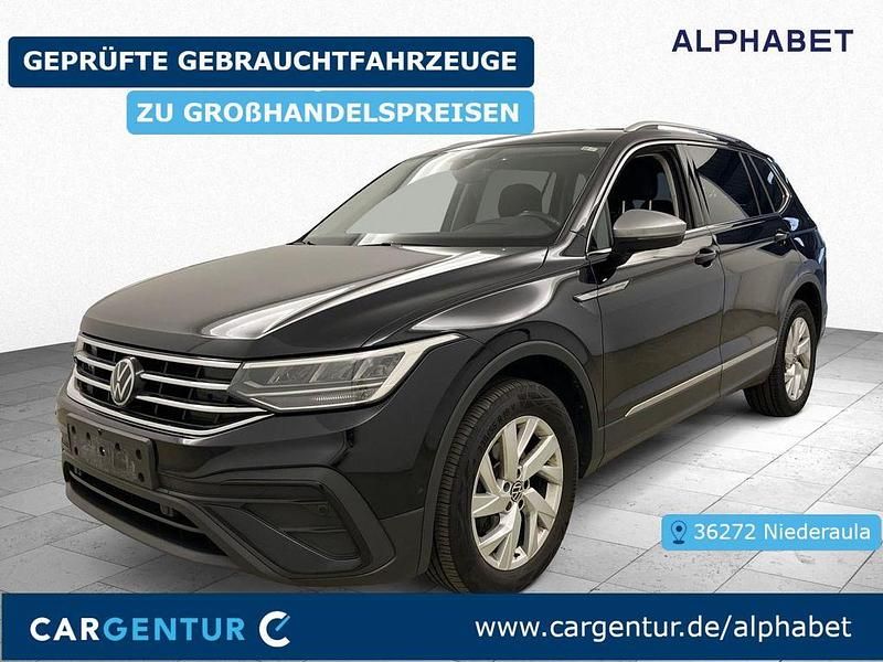 Deep black perleffekt Gebraucht 2023 VW Tiguan Allspace Life SUV | 21.907 € (Superpreis) - Bild 1/2
