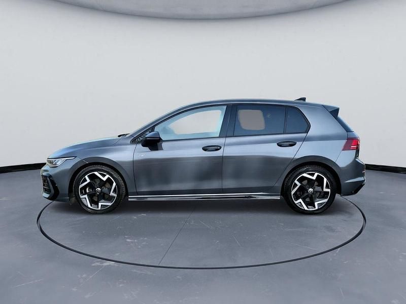 Gebraucht VW Golf VIII R-line 150 PS (110 kW) 2025 Grau Limousine