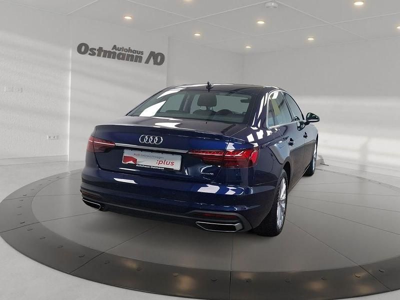 Gebraucht Audi A4 204 PS (150 kW) 2022 Navarrablau metallic Limousine
