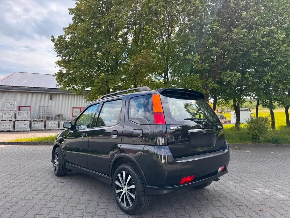 Gebraucht Suzuki Ignis 82 PS (60 kW) 2005 Schwarz Kleinwagen