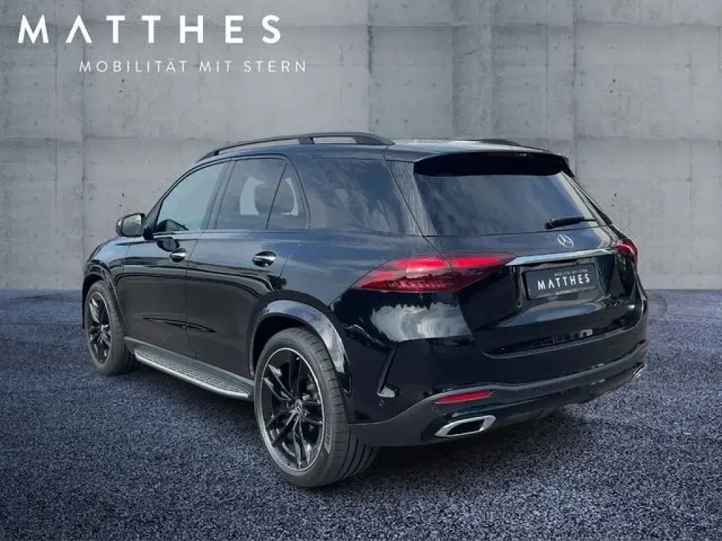 Gebraucht Mercedes GLE450 AMG 367 PS (269 kW) 2025 Obsidianschwarz (metallic) SUV