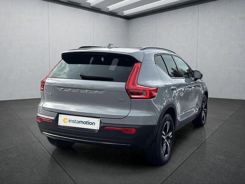 Gebraucht Volvo XC40 197 PS (144 kW) 2025 Grau SUV