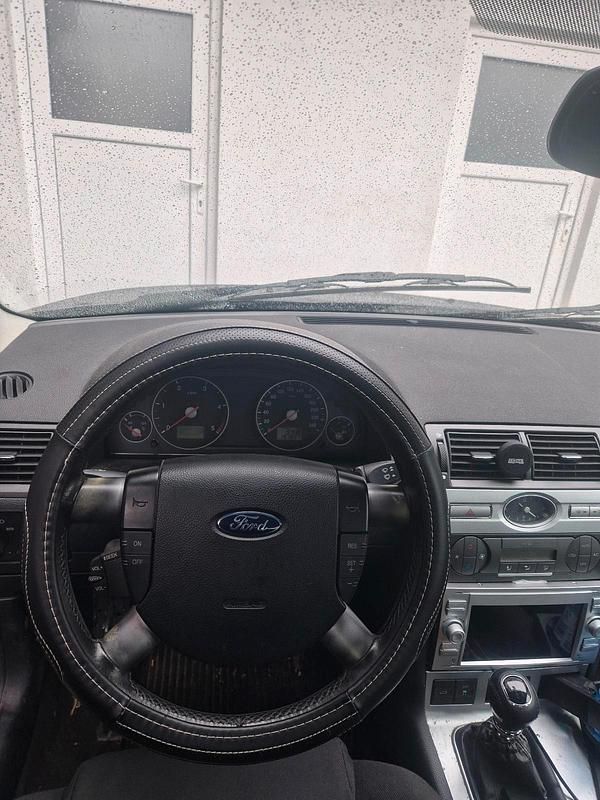 Gebraucht Ford Mondeo 155 PS (114 kW) 2005 Schwarz Limousine