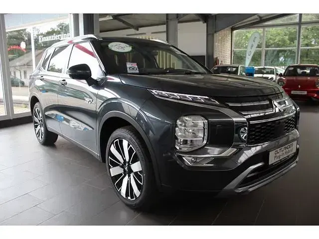 Neu Mitsubishi Outlander P-HEV Edition 306 PS (225 kW) 2025 Grau SUV