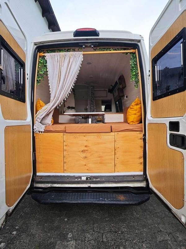 Gebraucht Iveco Daily 126 PS (92 kW) 2012 Weiß Van