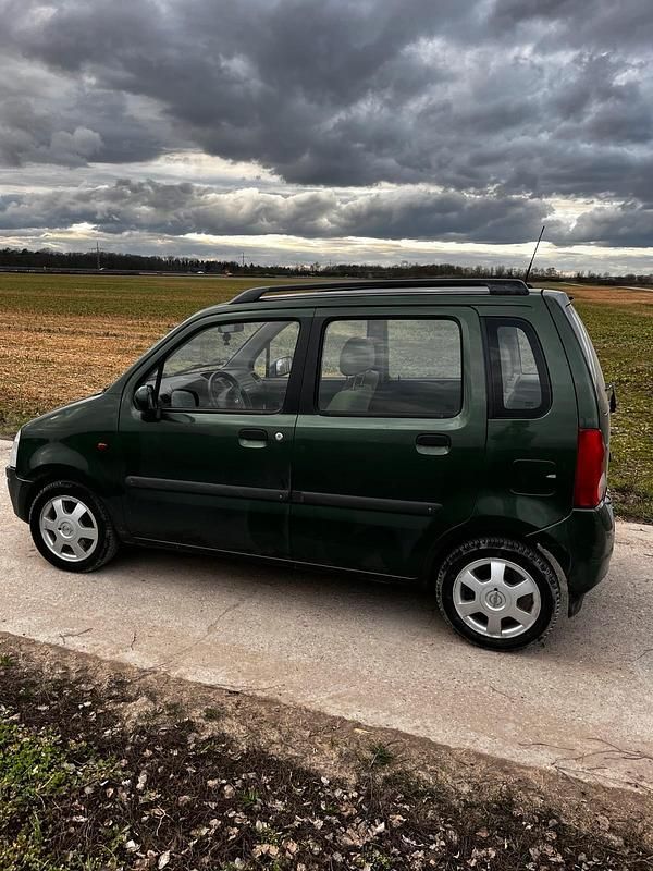 Gebraucht Opel Agila 75 PS (55 kW) 2001 Grün Van / Kleinbus
