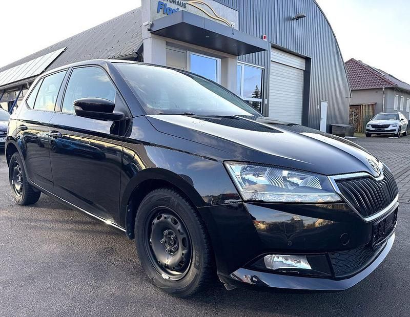 Schwarz Gebraucht 2019 Skoda Fabia Limousine | 10.790 € (Fairer Preis) - Bild 1/4