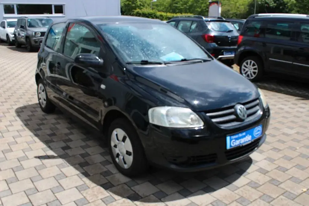 Gebraucht VW Fox Refresh 54 PS (39 kW) 2009 Schwarz Kleinwagen