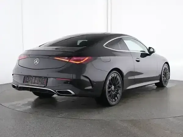 Gebraucht Mercedes CLE220 197 PS (144 kW) 2025 Metalliclack obsidianschwarz Coupé