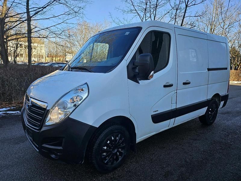 Weiß Gebraucht 2017 Opel Movano Limousine | 4.990 € (Superpreis) - Bild 1/4