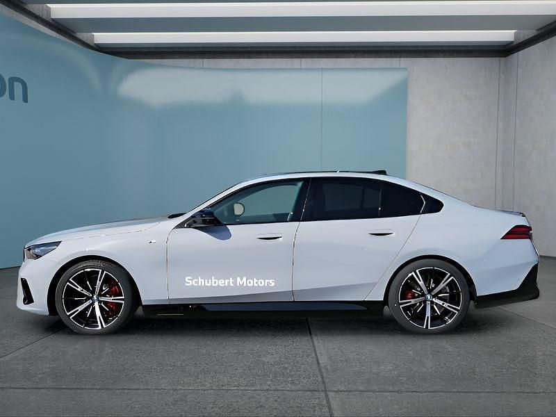 Neu BMW i5 442 kW (601 PS) 2025 Grau Limousine