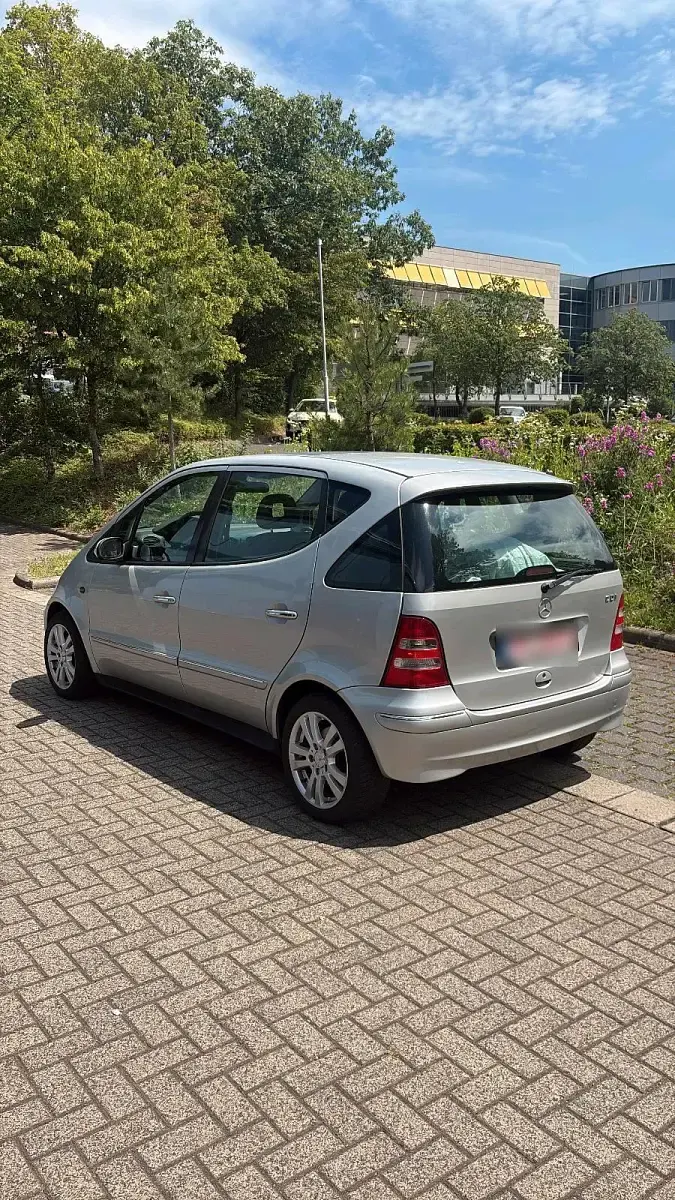 Gebraucht Mercedes A170 95 PS (69 kW) 2002 Silber Kleinwagen