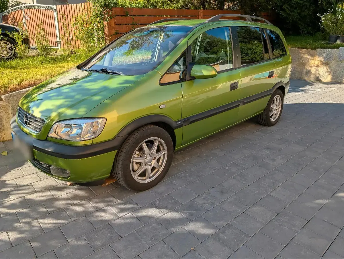 Gebraucht Opel Zafira 115 PS (84 kW) 2002 Grün Van / Kleinbus