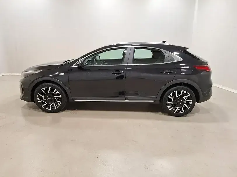 Neu Kia XCeed Comfort 150 PS (110 kW) 2026 Black pearl SUV