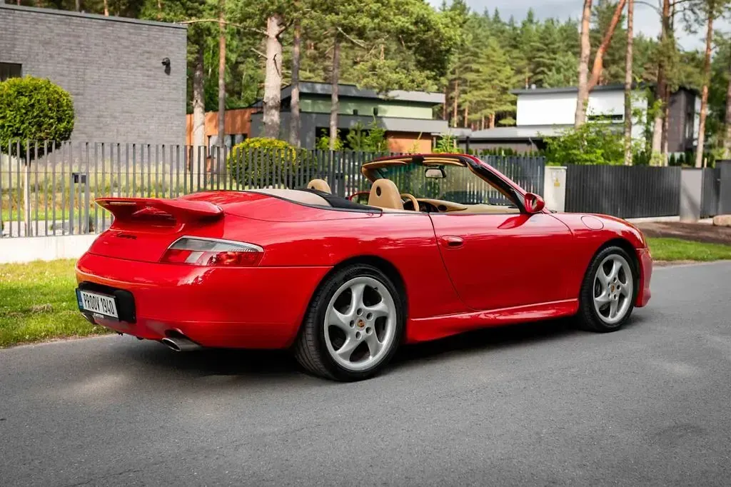 Gebraucht Porsche 911 Carrera Cabriolet 300 PS (220 kW) 2001 Rot Cabrio