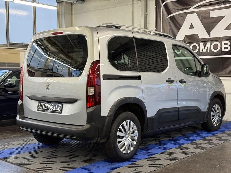 Gebraucht Peugeot Rifter Active 131 PS (96 kW) 2019 Silber Van / Kleinbus