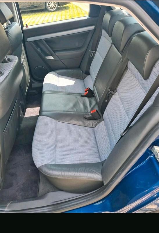 Gebraucht Opel Vectra 175 PS (128 kW) 2004 Blau Limousine