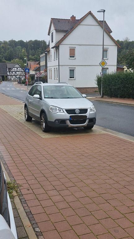 Silber Gebraucht 2009 VW Polo Cross Kleinwagen | 5.999 € (Fairer Preis) - Bild 1/4