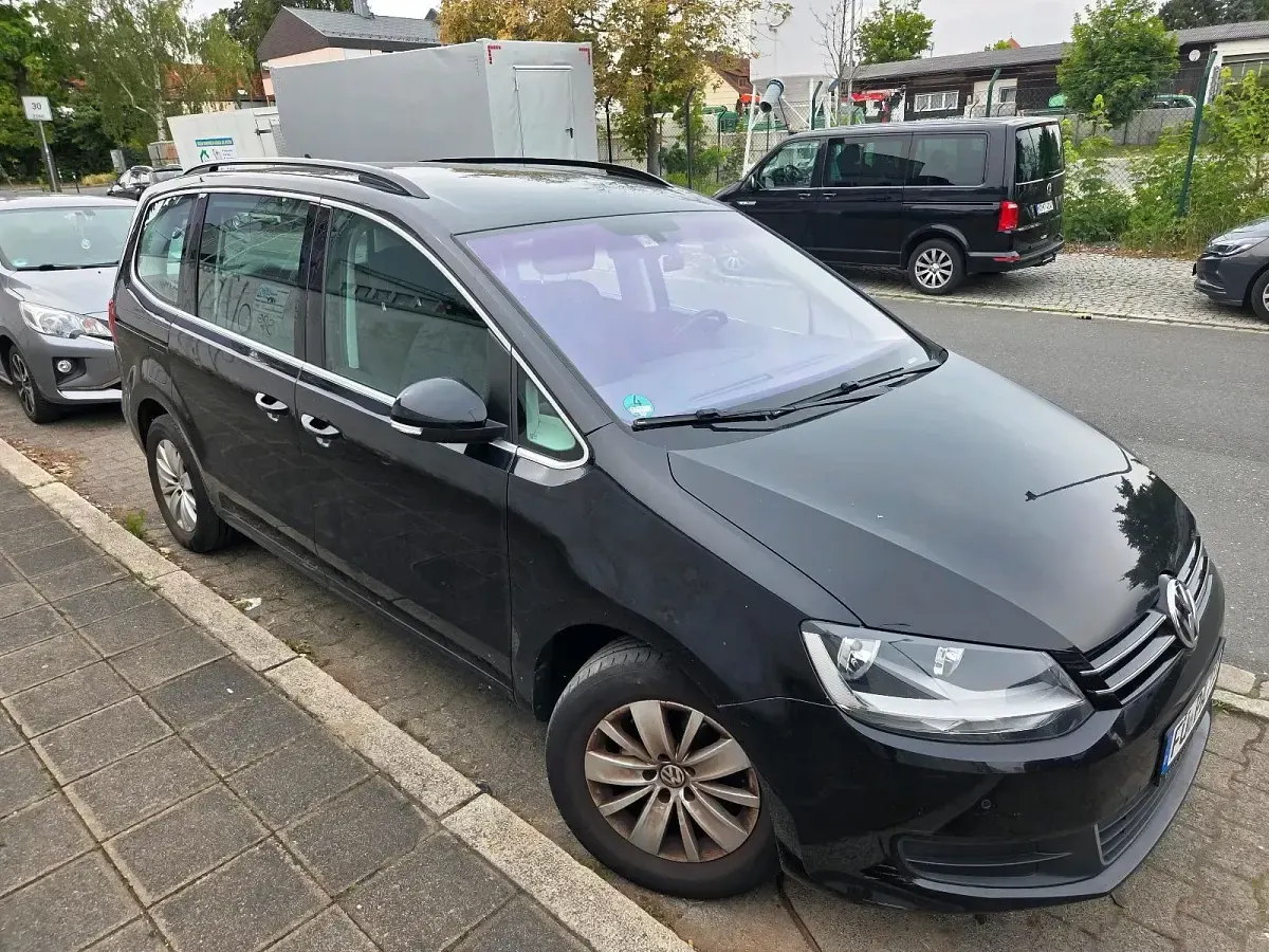 Gebraucht VW Sharan 184 PS (135 kW) 2015 Schwarz Van / Kleinbus