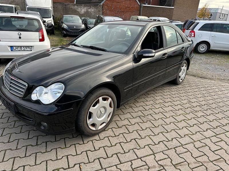Gebraucht Mercedes C220 150 PS (110 kW) 2006 Schwarz Limousine