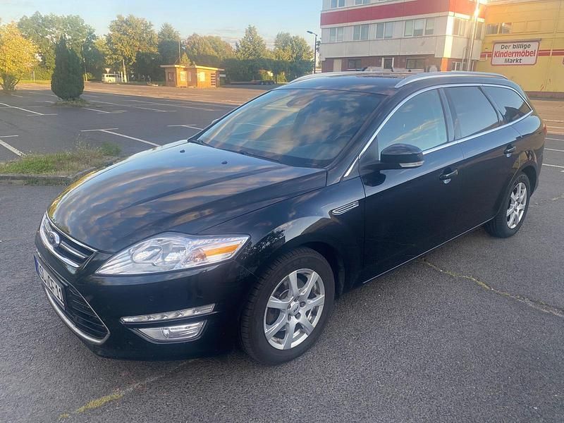 Schwarz Gebraucht 2013 Ford Mondeo Kombi | 4.999 € (Superpreis) - Bild 1/4