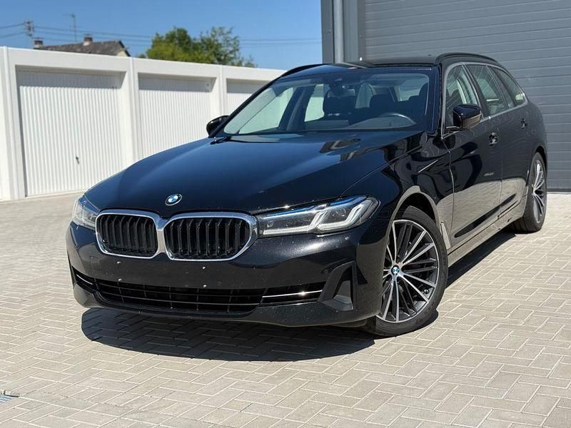 Schwarz Gebraucht 2020 BMW 530 Limousine | 25.850 € (Guter Preis) - Bild 1/4