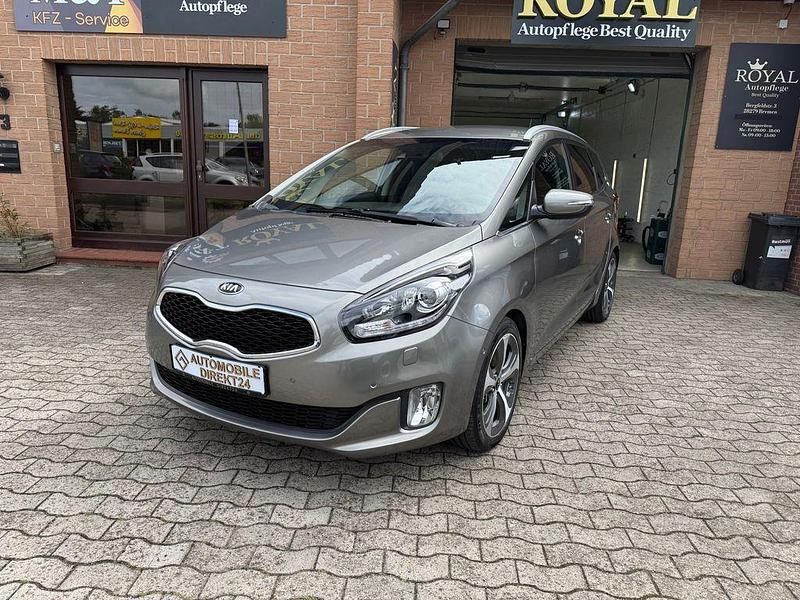 Silber Gebraucht 2014 Kia Carens Spirit Van / Kleinbus | 10.400 € (Fairer Preis) - Bild 1/4