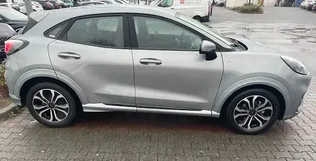 Gebraucht Ford Puma ST-Line 88 PS (64 kW) 2023 Silber Limousine