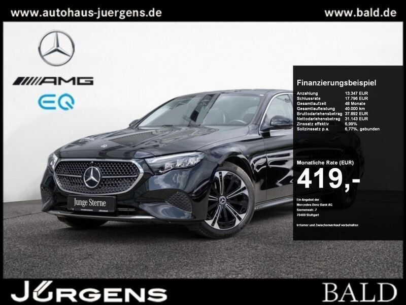 Schwarz obsidianschwarz metallic Gebraucht 2023 Mercedes E220 Avantgarde Limousine | 44.490 € (Superpreis) - Bild 1/4