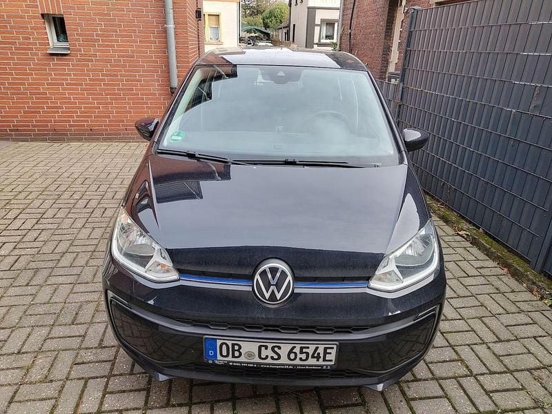 Gebraucht VW e-up! Style 61 kW (83 PS) 2022 Schwarz Kleinwagen
