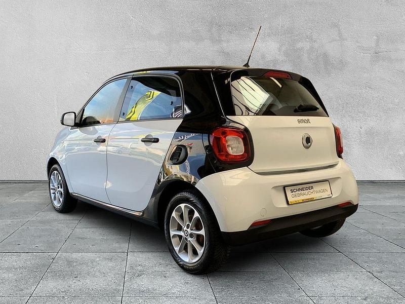 Usata Smart ForFour Basis 71 CV (52 kW) 2016 Bianco Utilitaria