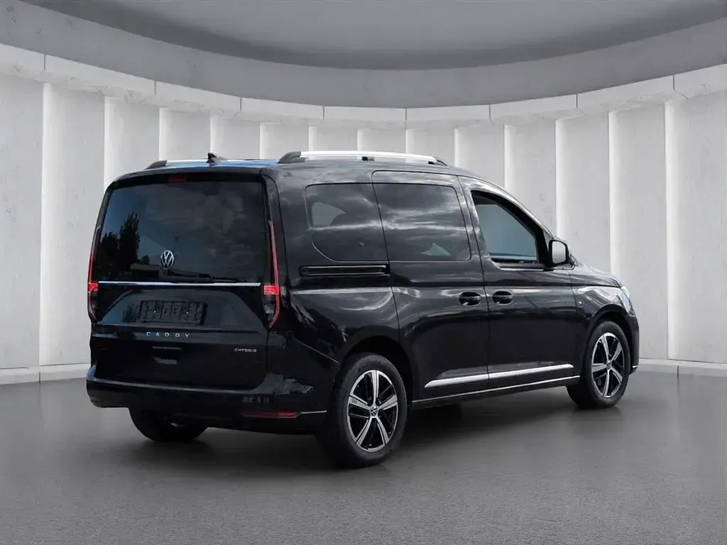 Gebraucht VW Caddy Style 150 PS (110 kW) 2025 Schwarz Van / Kleinbus
