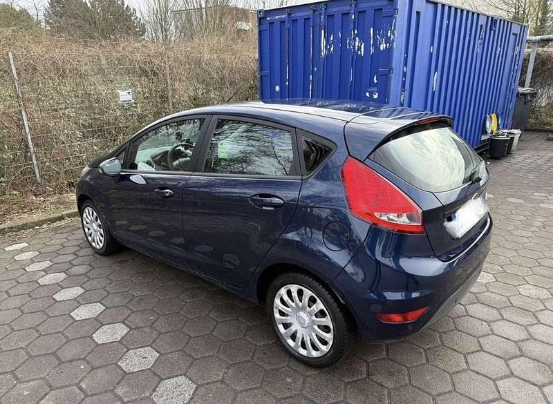 Blau Gebraucht 2010 Ford Fiesta Trend Kleinwagen | 3.100 € (Guter Preis) - Bild 1/4