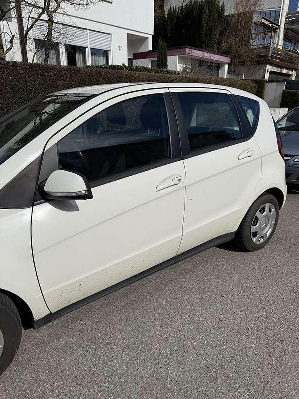 Gebraucht Mercedes A200 Avantgarde 140 PS (102 kW) 2011 Limousine
