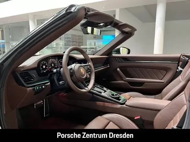 Neu Porsche 992 480 PS (353 kW) 2026 Oakgrünmetallic neo (metallic)