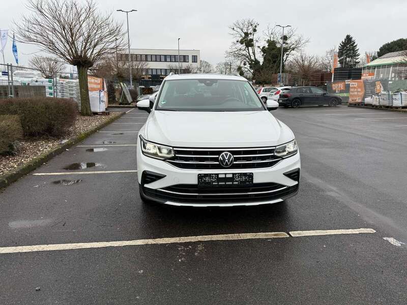 Weiß Gebraucht 2023 VW Tiguan SUV | 31.300 € (Superpreis) - Bild 1/4