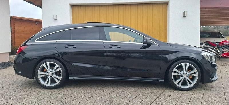 Gebraucht Mercedes CLA200 AMG line 136 PS (100 kW) 2017 Schwarz Limousine