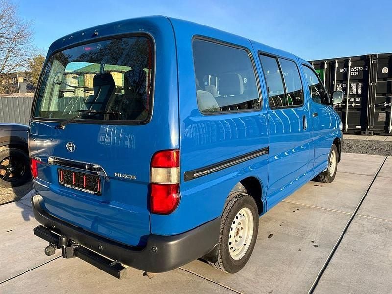Gebraucht Toyota HiAce 117 PS (86 kW) 2009 Blau Van / Kleinbus
