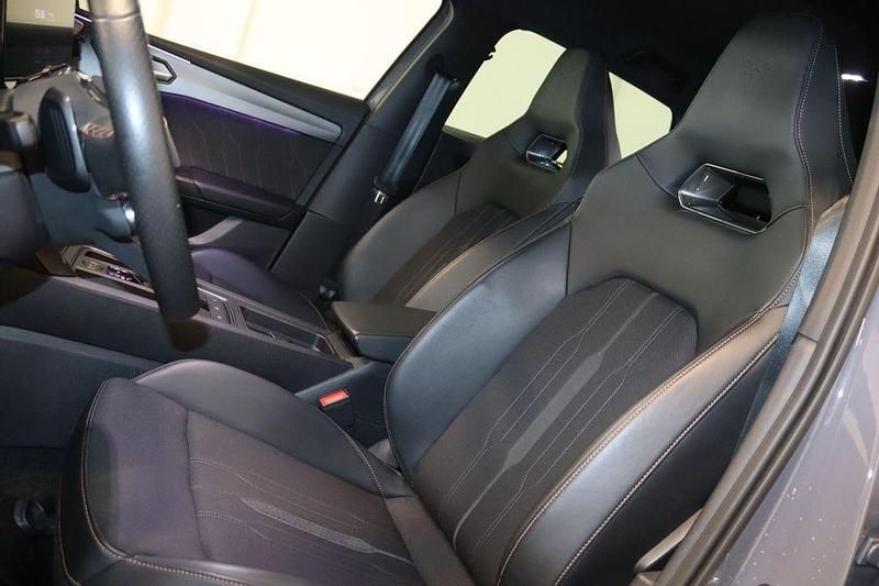 Second-hand Cupra Leon 245 CP (180 kW) 2022 Gri Berlinǎ