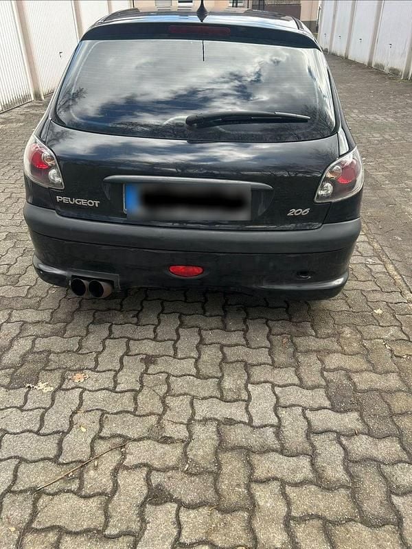 Gebraucht Peugeot 206 75 PS (55 kW) 2002 Schwarz Kleinwagen