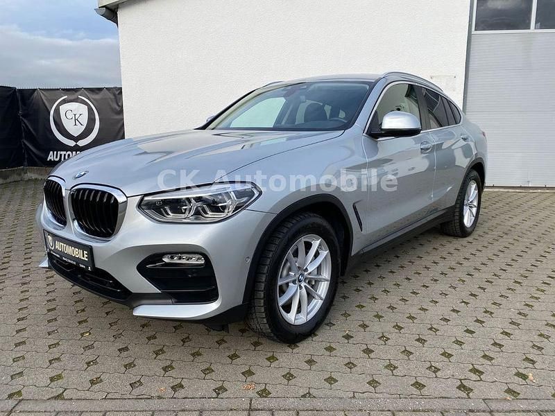 Silber Gebraucht 2018 BMW X4 Advantage SUV | 33.900 € (Fairer Preis) - Bild 1/4