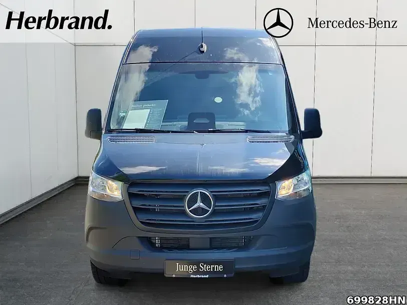 Gebraucht Mercedes Sprinter 170 PS (125 kW) 2025 Schwarz Van