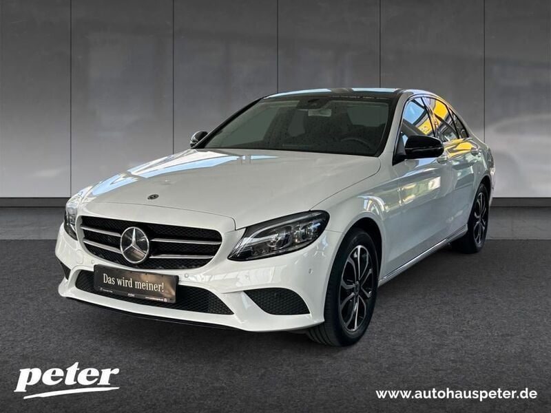 Weiß Gebraucht 2021 Mercedes C200 Avantgarde Limousine | 31.710 € (Guter Preis) - Bild 1/4