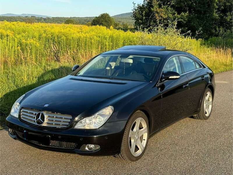 Schwarz Gebraucht 2007 Mercedes CLS320 Coupé | 14.400 € - Bild 1/4