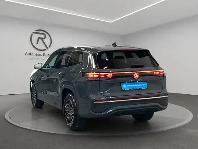 Usado VW Tayron Elegance 193 CV (141 kW) 2025 Gris SUV