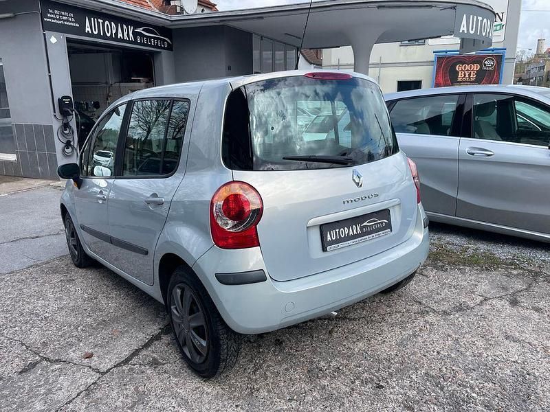 Gebraucht Renault Modus Dynamique 75 PS (55 kW) 2006 Grau Van / Kleinbus