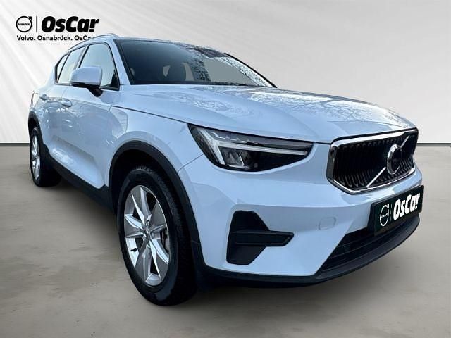Gebraucht Volvo XC40 Core 163 PS (119 kW) 2024 Blau SUV